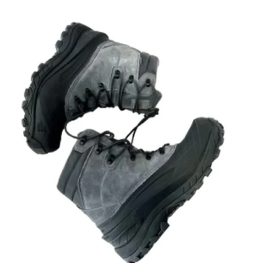 The North Face Boots Men’s Size 9 Chilkat IV Color ZINC GREY/TNF BLACK - Picture 4 of 6